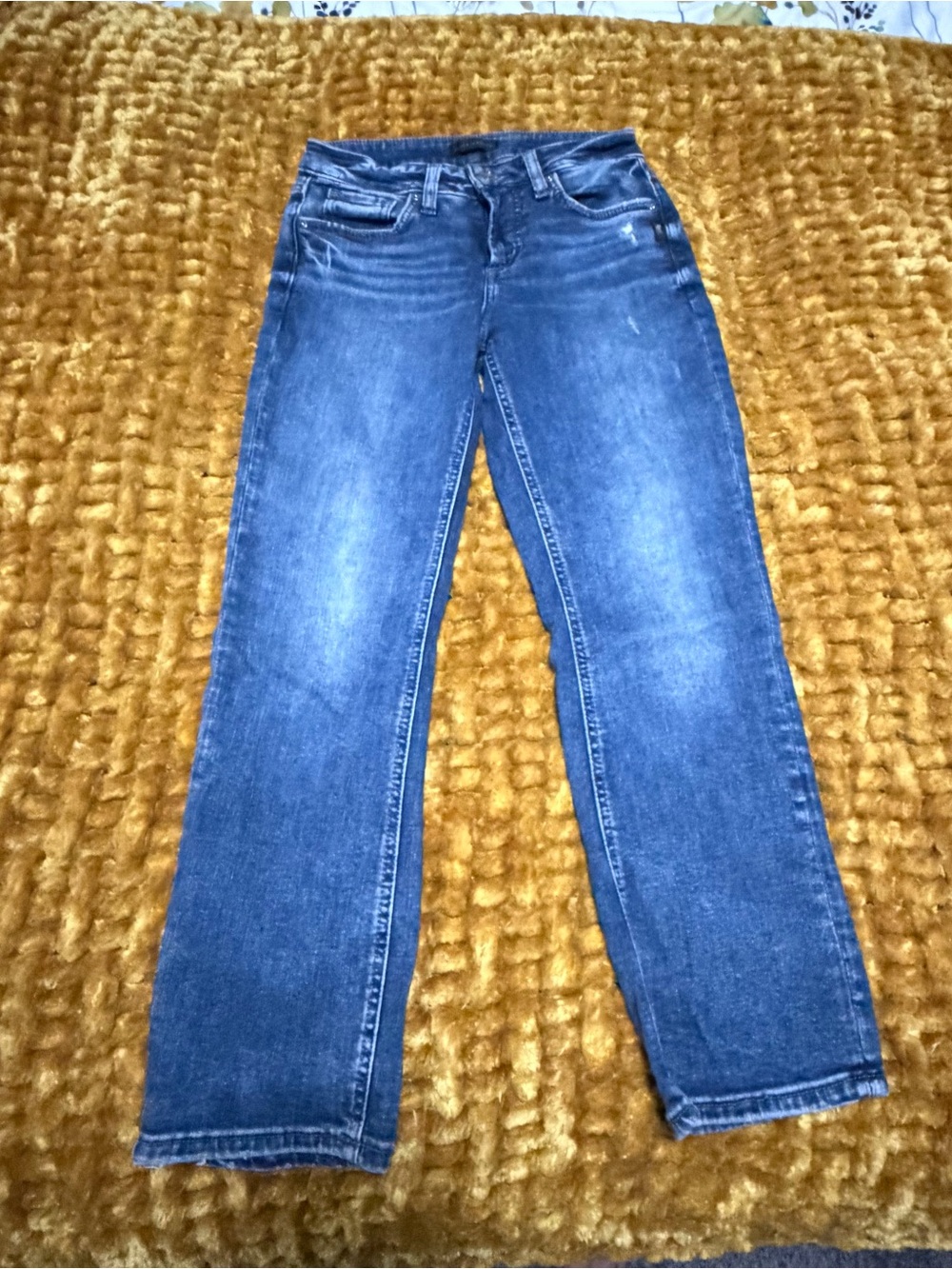 Silver Jeans Suki Capri Dark Indigo Denim Jeans